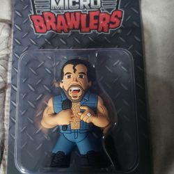 Scott hall denim micro brawler
Pro wrestling crate
Message me if you have any questions
