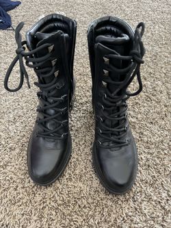 Combat Boots With Laces 