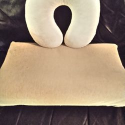 2 Space Foam Pillows 