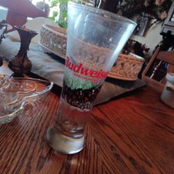 Set Of 8 Budweiser Cups 