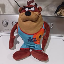Space Jam kids Tazz bedding plush  cuddle and decorative pillow buddy, brown Warner Bross. Good condition. 