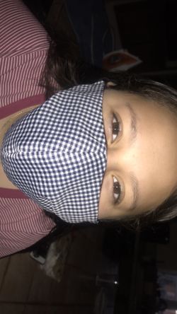 Reversible face mask