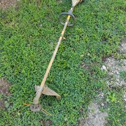 Ryobi WEEDEATER.  Straight shaft. 40.00