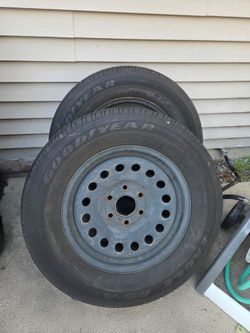 Used Goodyear tires 265/60R17 OBO