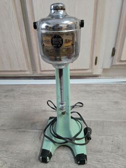 Milkshake Mixer by Hamilton Beach,  18 M 861699, working, jade cast iron base& chrome motor housing
