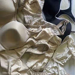 6 bras for the price of one new! size 40-42 D 