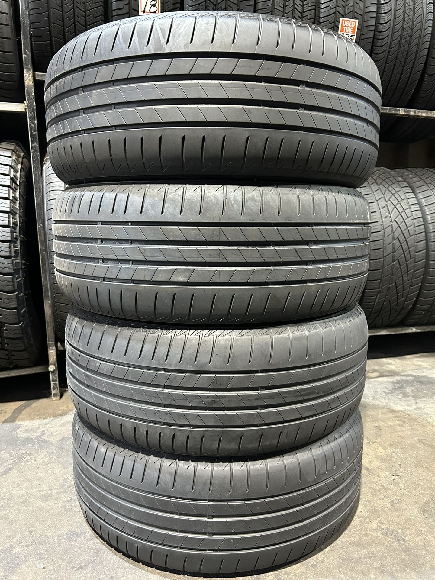 SET OF 4 USED TIRES BRIDGESTONE TURANZA T005…225/50/18