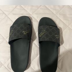 Authentic Gucci slides size 10 men’