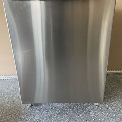 Frigidaire Dishwasher 