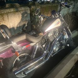 Honda Shadow 1100cc Bike