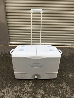 Rubbermaid Rolling Cooler with Wheels – Large Size