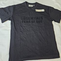 Essentials tshirt
