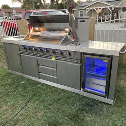 Brand New Bbq Inland  Staiinlesss Steel 