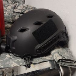 Tactical Helmet Airsoft