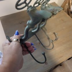 New With Tag Spigot Hook Shelf Home Decor 