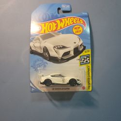 20 Toyota GR Supra Hotwheels