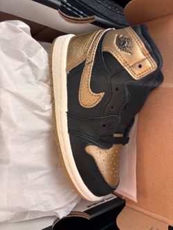 Jordan retro size 8c and 9c