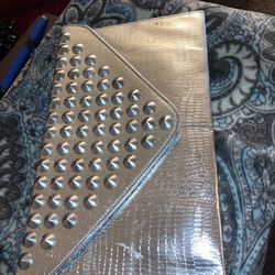 Silver clutch 