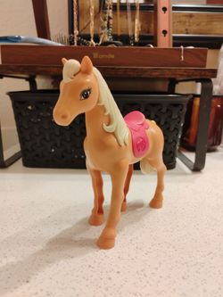 2015 Mattel Barbie McDonald's Happy Meal Barbie Horses