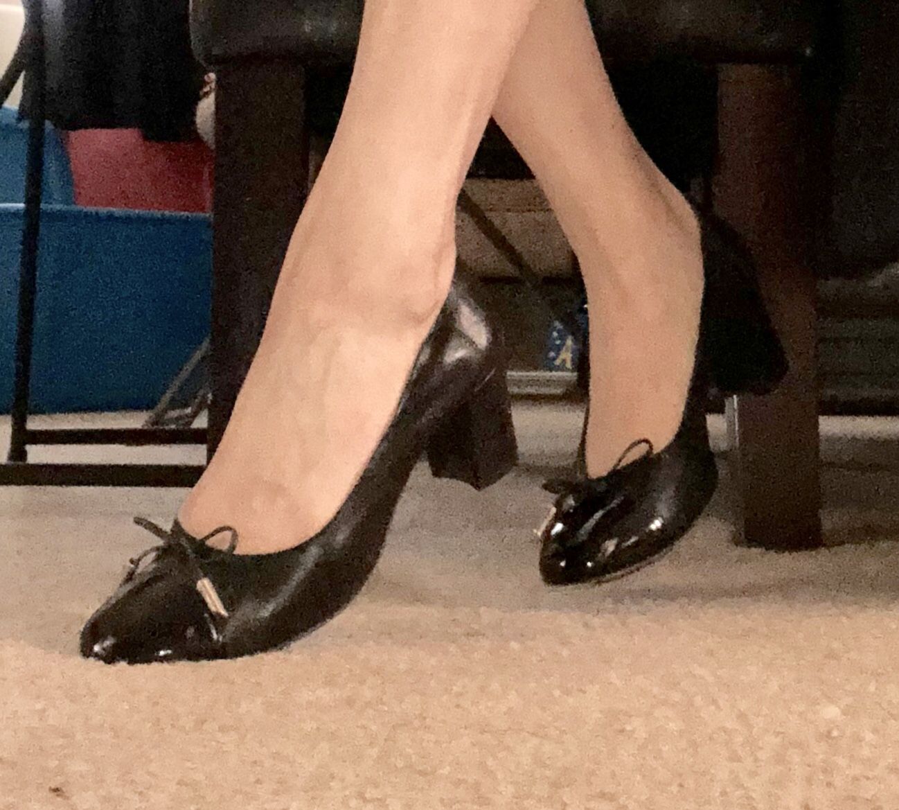 Women’s Shoe (size 7.5)