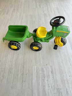 John Deere 3 Wheel Trac With Trailer Ride On