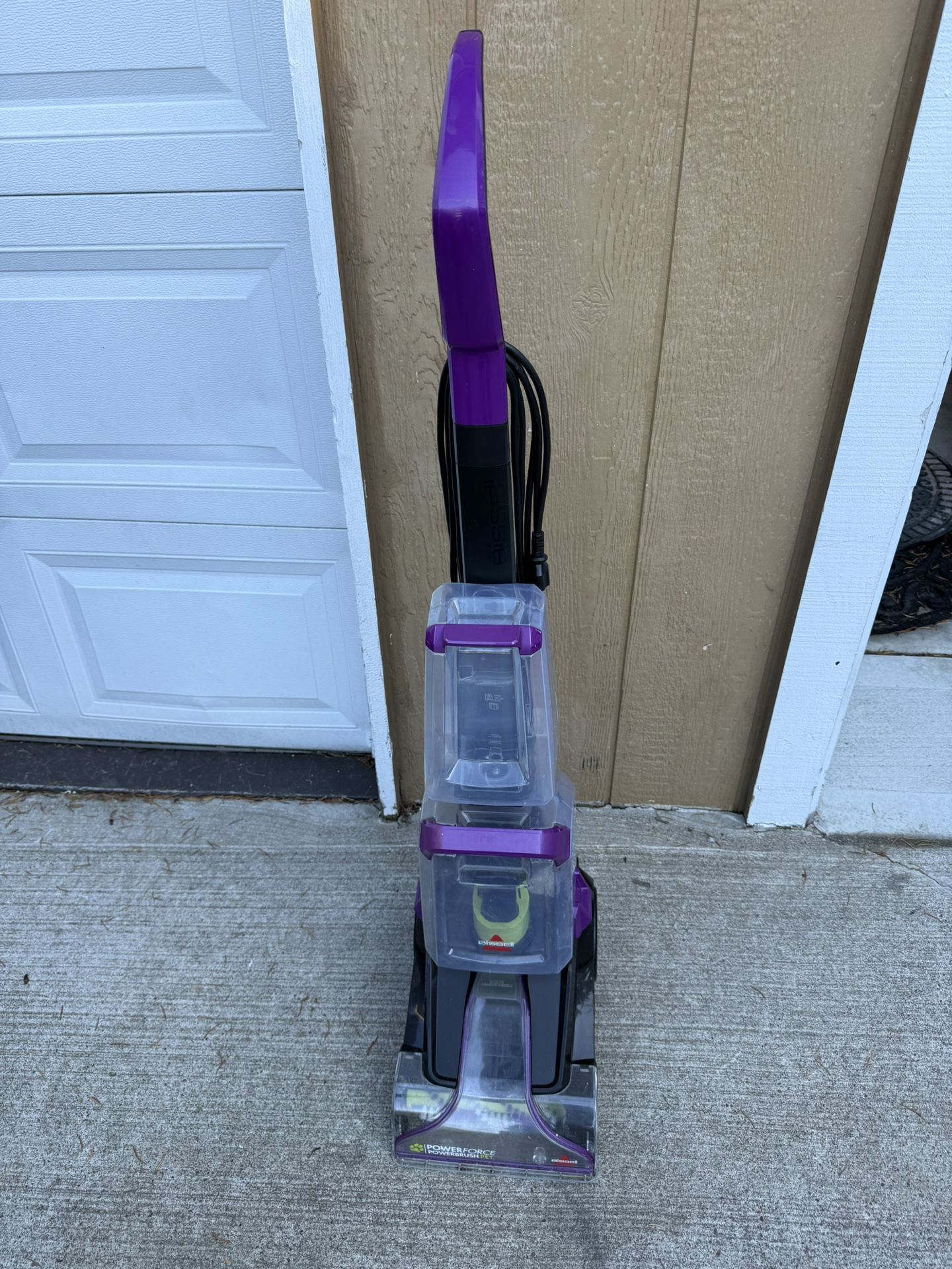 BISSELL Powerforce Powerbrush Pet Lightweight Carpet Cleaner 2910
