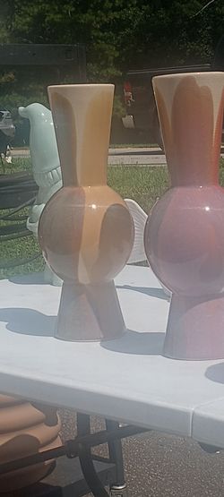 New multiple colors table top vases thick and elegant 25 each or 45 for the set