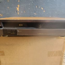 JVC HR-8000U Super DA HiFi Video Cassette Recorder