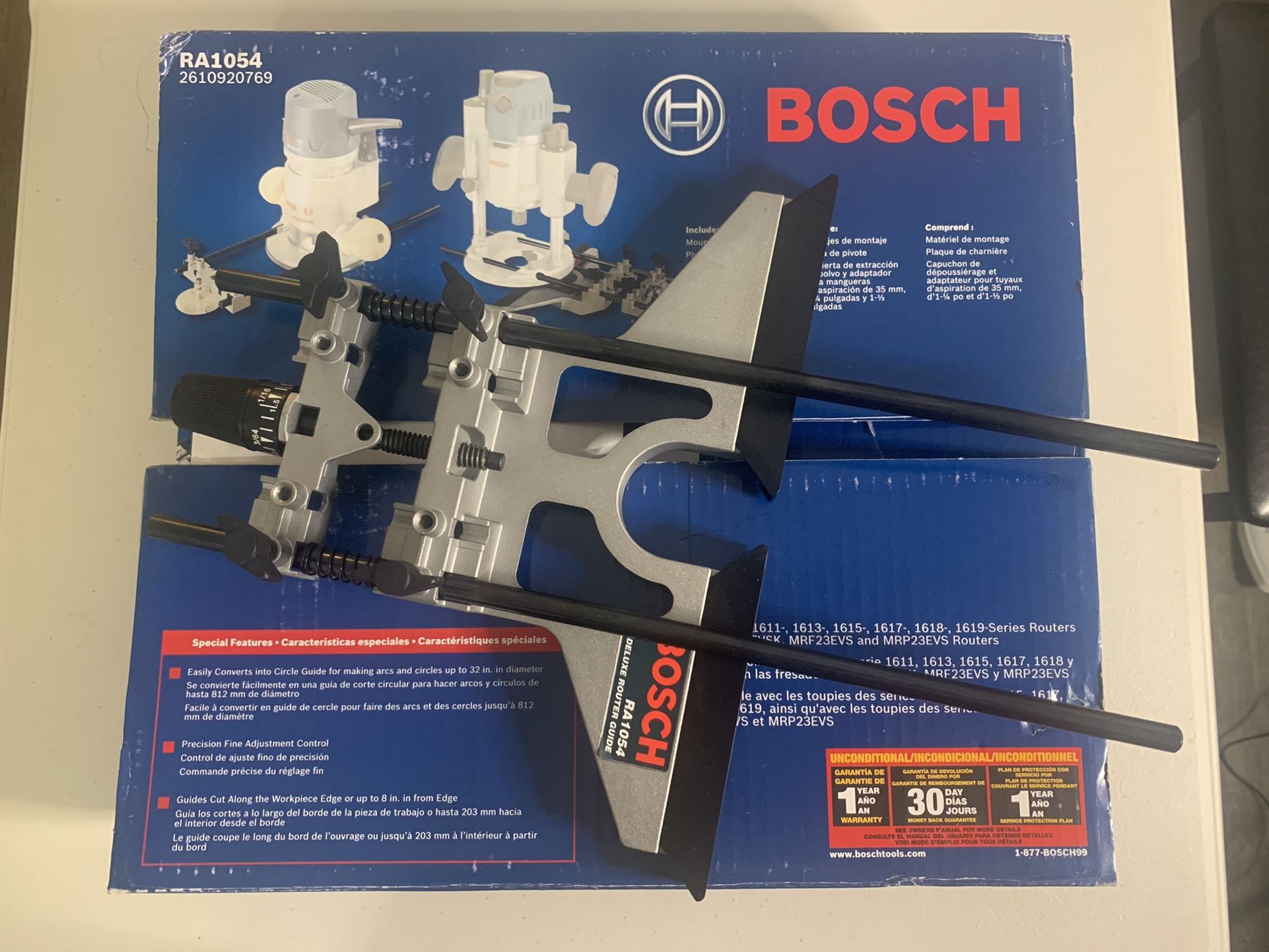 BOSCH RA1054 Deluxe Router Edge Guide with Dust Extraction Hood & Vacuum Hose Adapter , Black