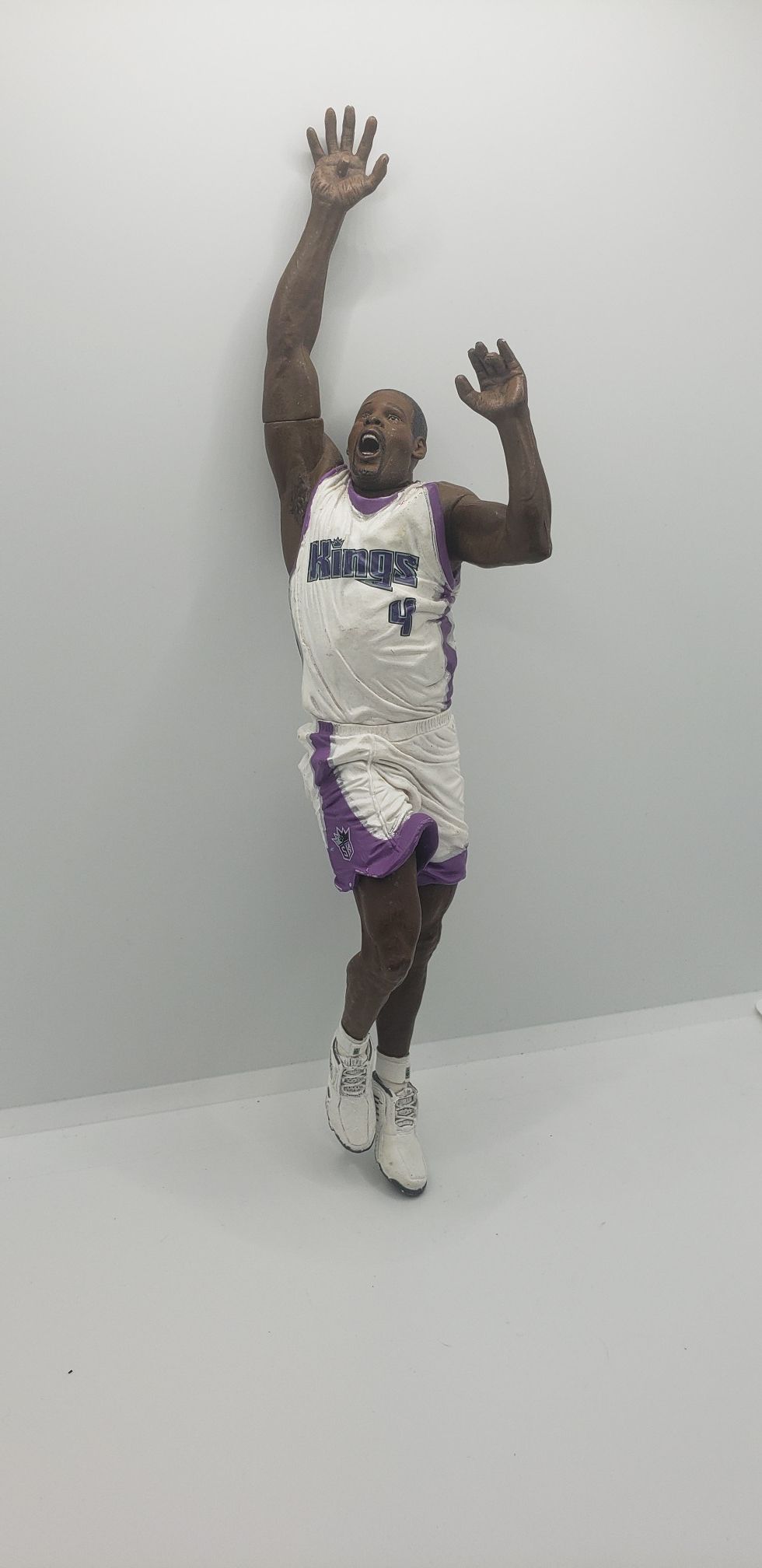 Mcfarlane toys Sacramento Kings Chris Webber basketball figure (no base or ball)