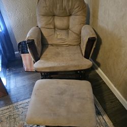 Chair With Foot Stool 