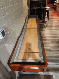 Gamenamics 10ft shuffleboard