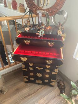 Beautiful Antique Buffet 