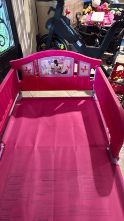 Cama de mini mouse