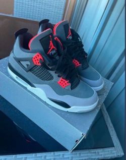 Air Jordan 4
