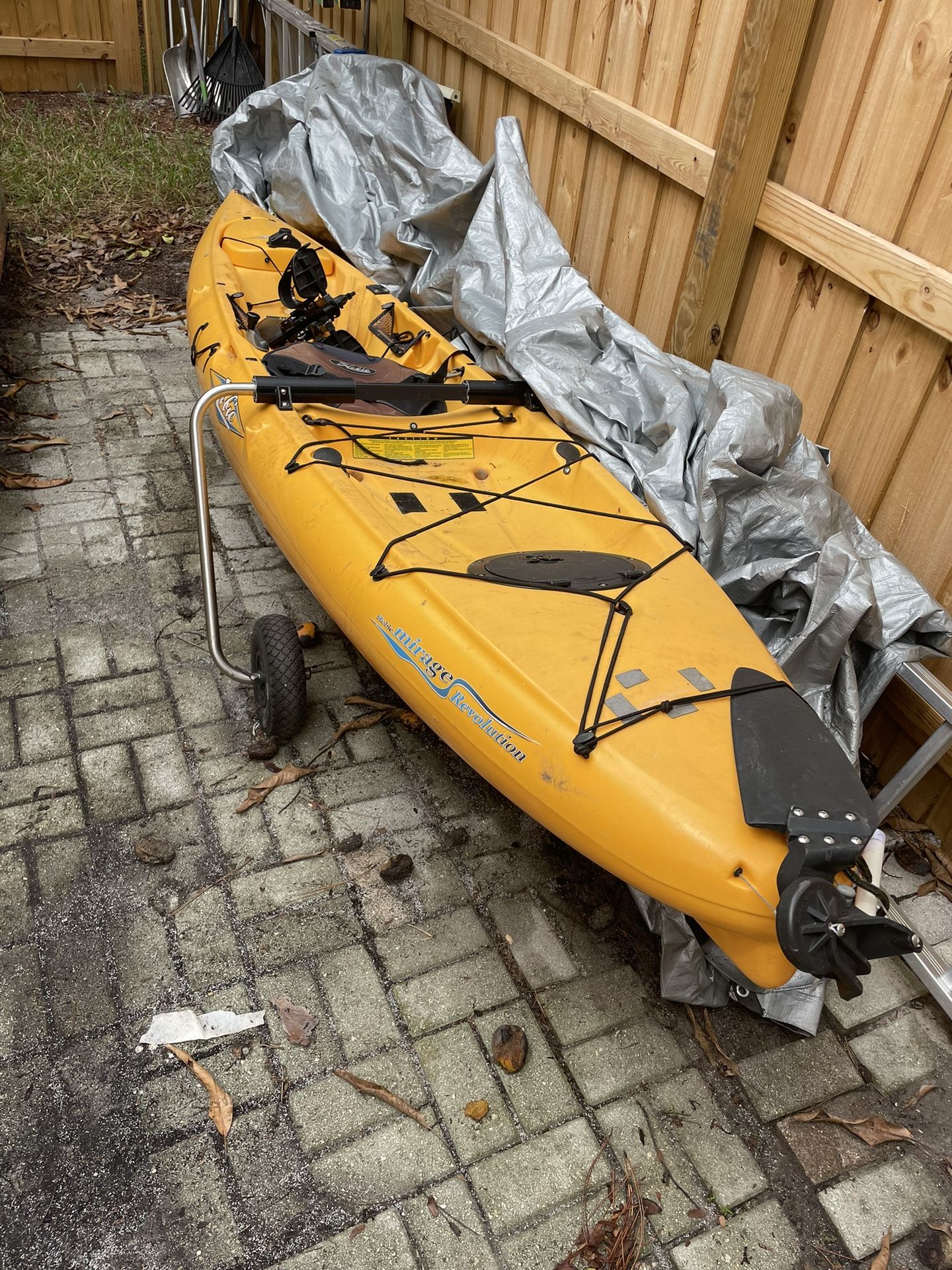 Hobie Mirage Revolution Pedal Drive With built-in cart