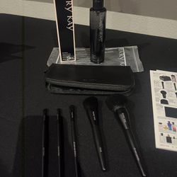 Make Up Brushes And Cleaner 