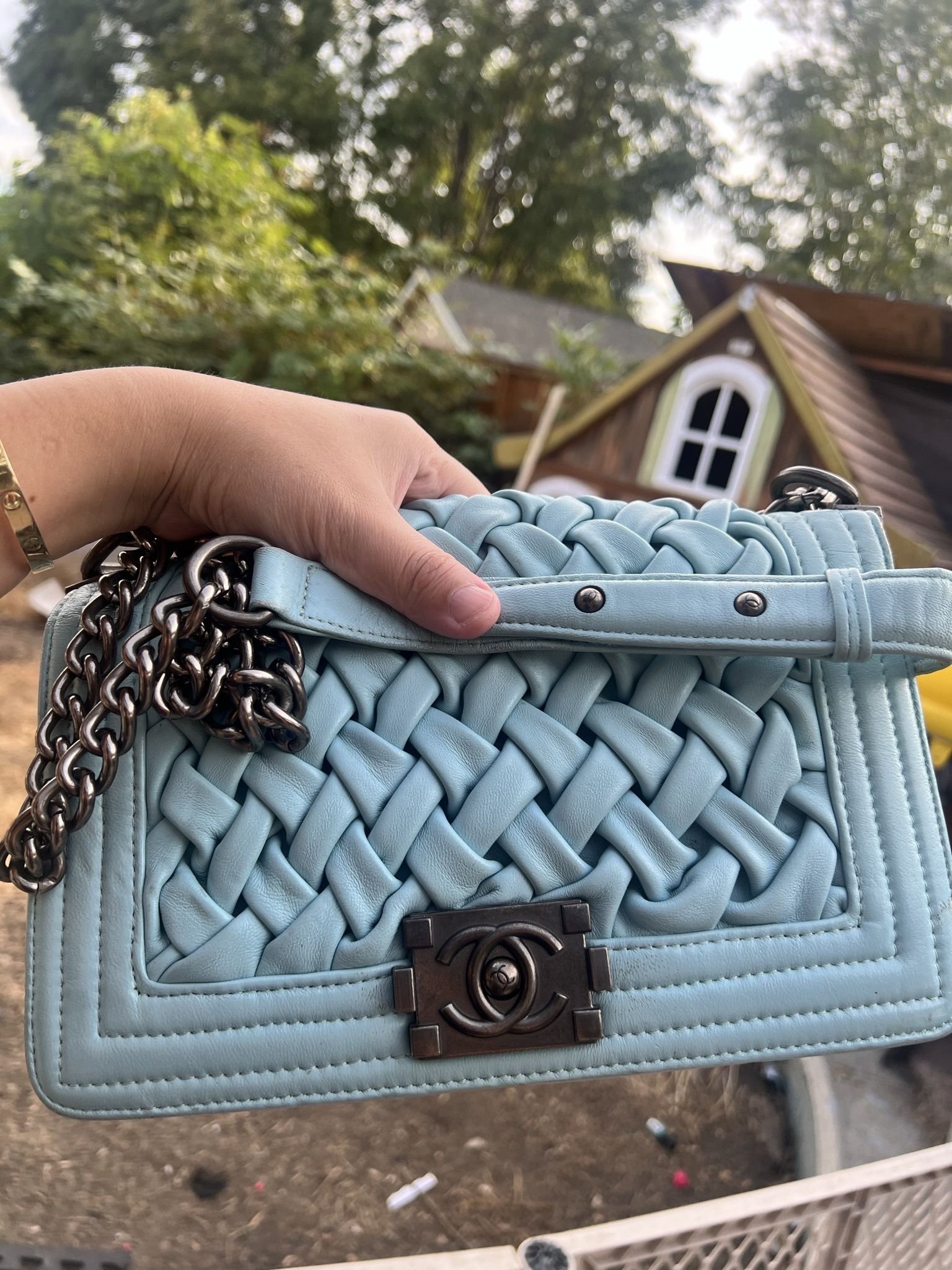 chanel sling bag