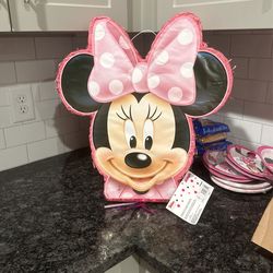 Minnie Mouse Piñata 😍