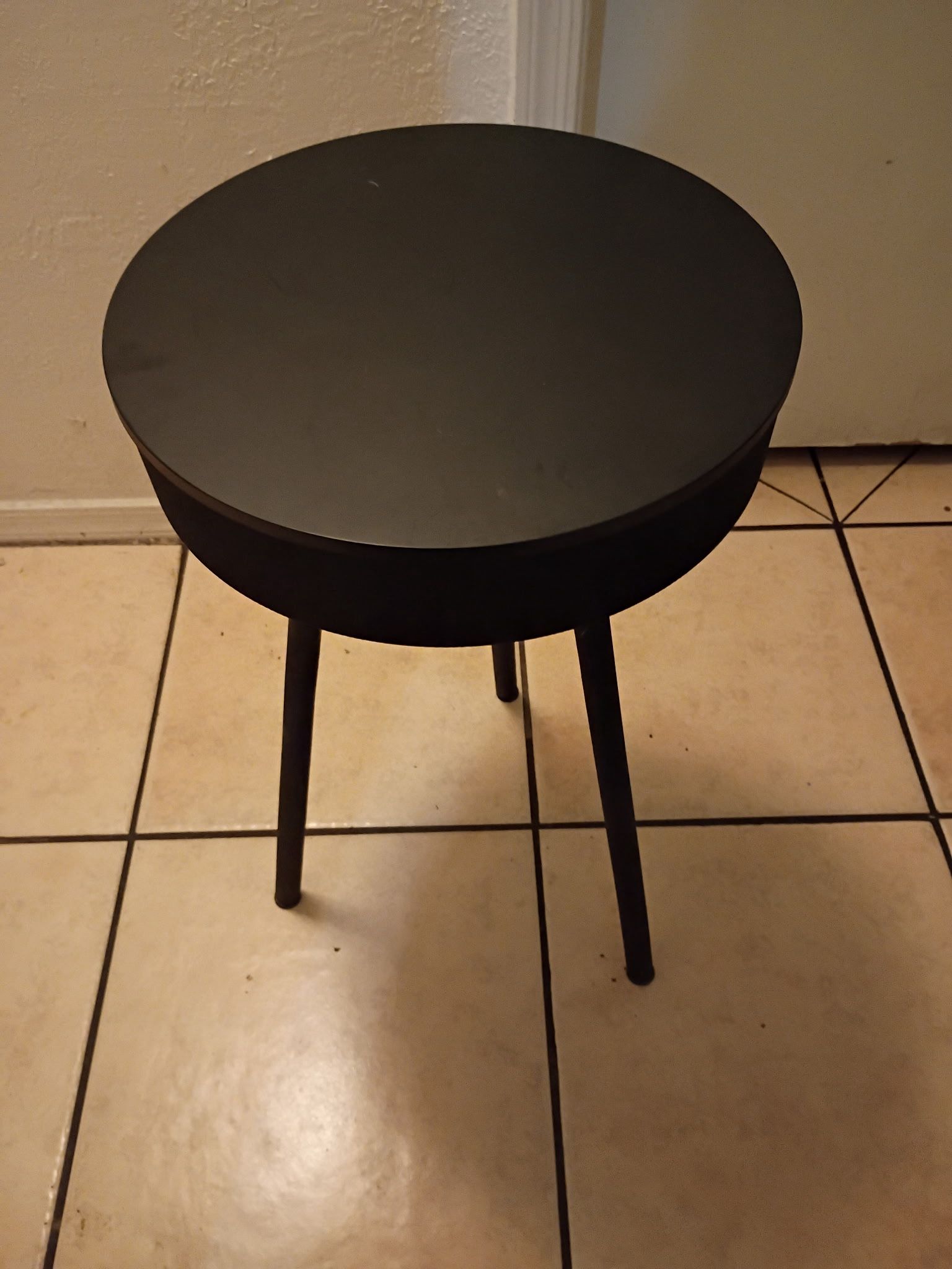 Bluetooth Speaker End Table