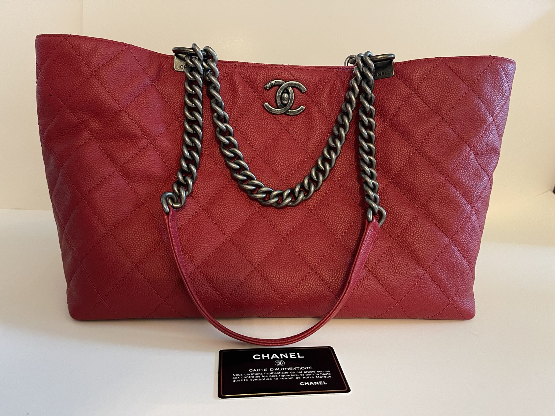 Chanel Tote Bag in Chains Strawberry  $1100