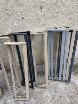 8 Gift Wrap Dispensers 