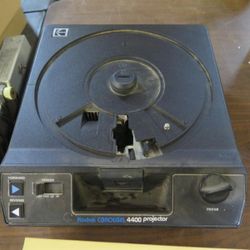 Kodak Carousel 4400 Projector with Slide Tray