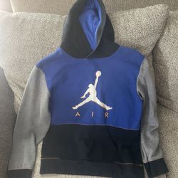 Boys Jordan Hoodie Size XL