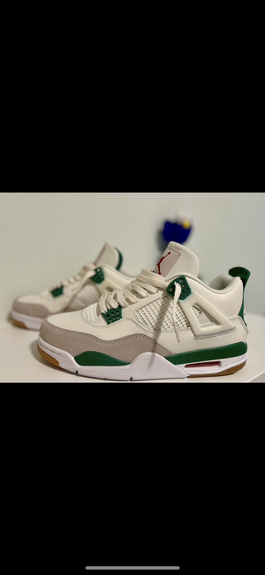 Jordan 4 Retro SB Size 10.5
