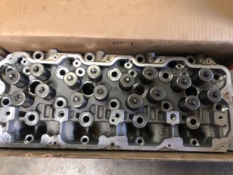 LB7 cylinder heads complete. 30k miles on GM heads