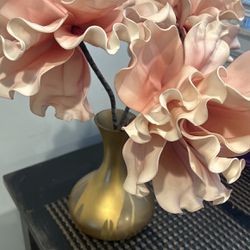 Foam Flowers In Glass Vase