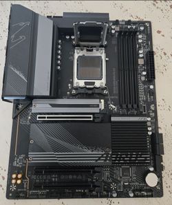 Gigabyte Aorus Elite AX AMD AM5 ATX Motherboard
