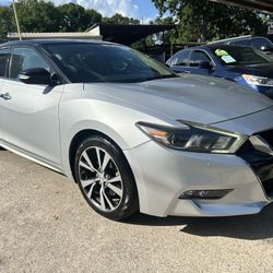 2017 Nissan Maxima 