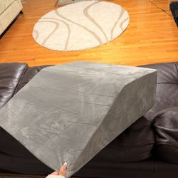 WEDGE PILLOW FOR LEGS, BACK PAIN, BACK SUPPORT